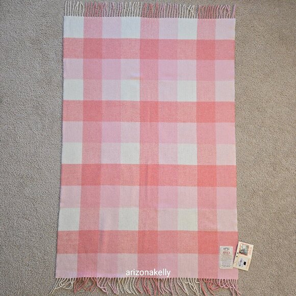 NWT Lambswool Baby Wrap/Scarf/Lap Blanket AVOCA Ireland Herringbone - Picture 1 of 8